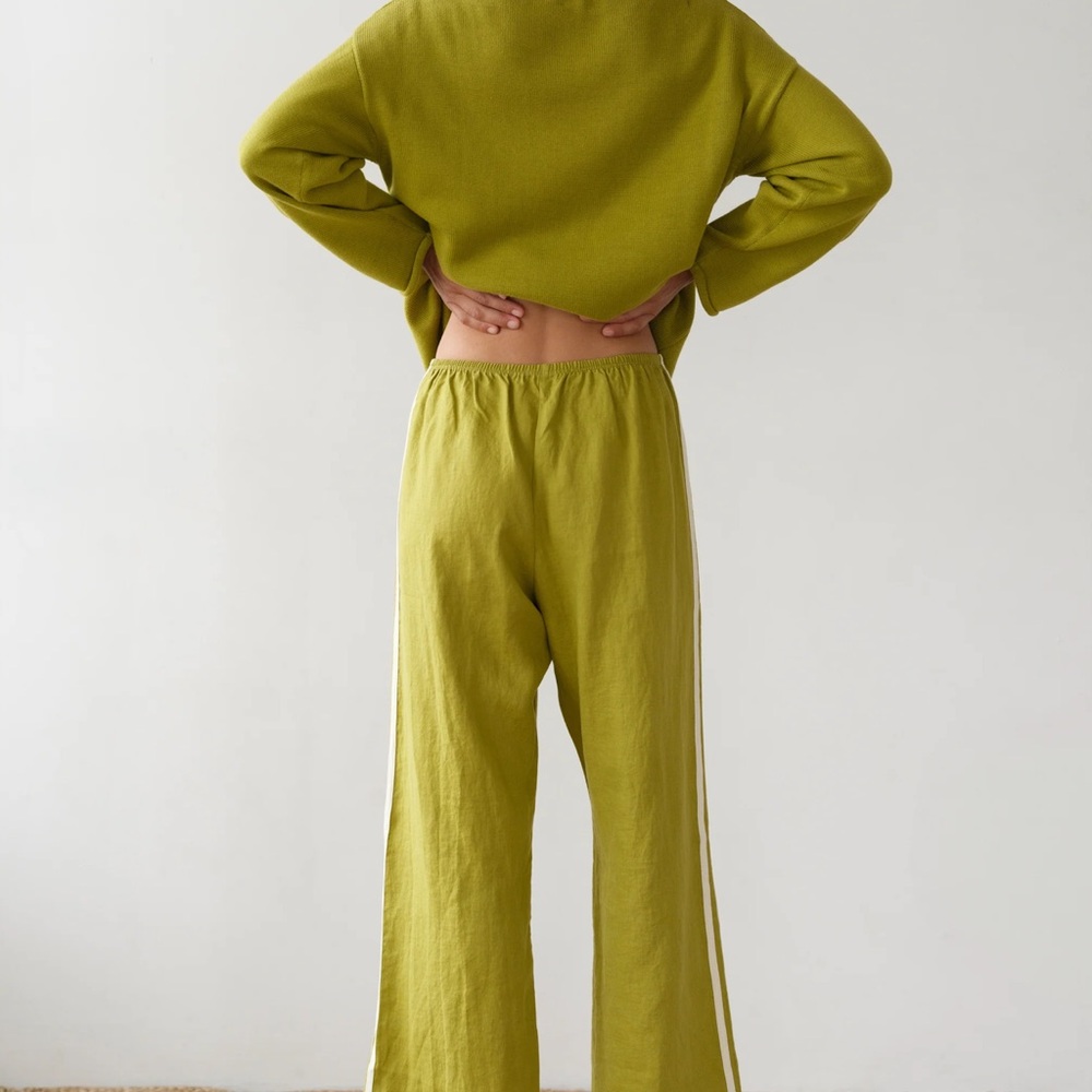 DONNI. Olive Cropped Pants with White Stripes - Picture 5 of 7